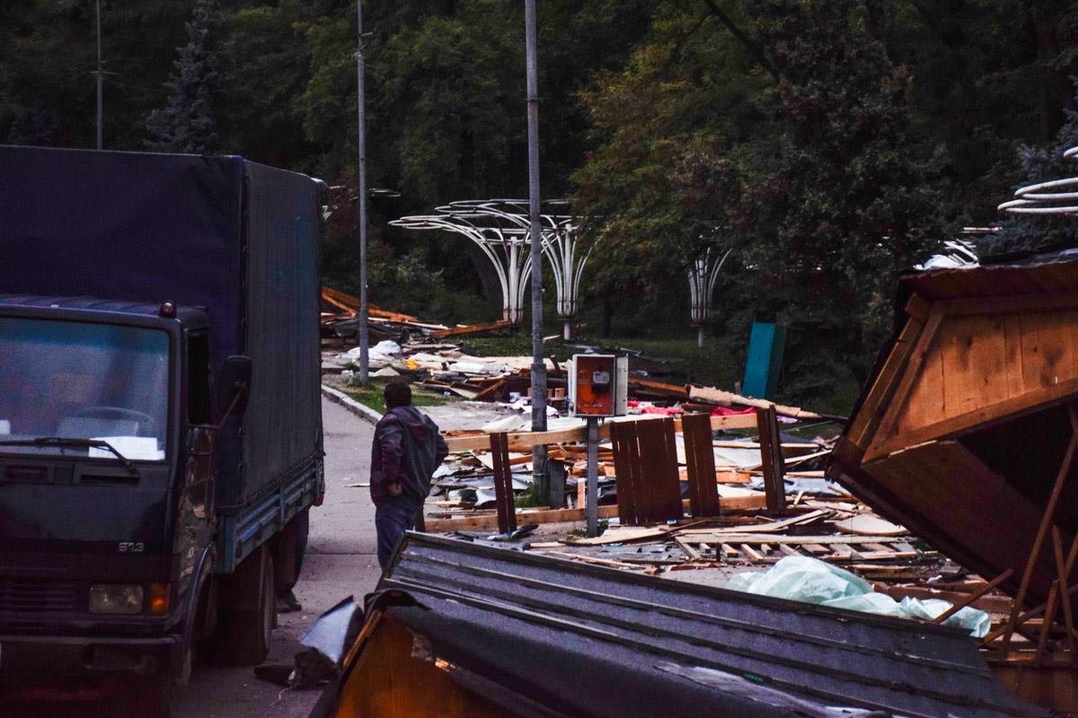 На месте погрома на Певческом поле