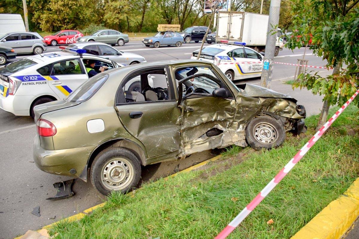 На месте работают правоохранители
