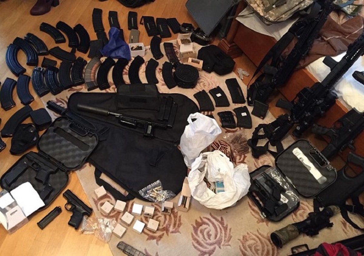 У 50-летнего киевлянина нашли арсенал незаконного оружия