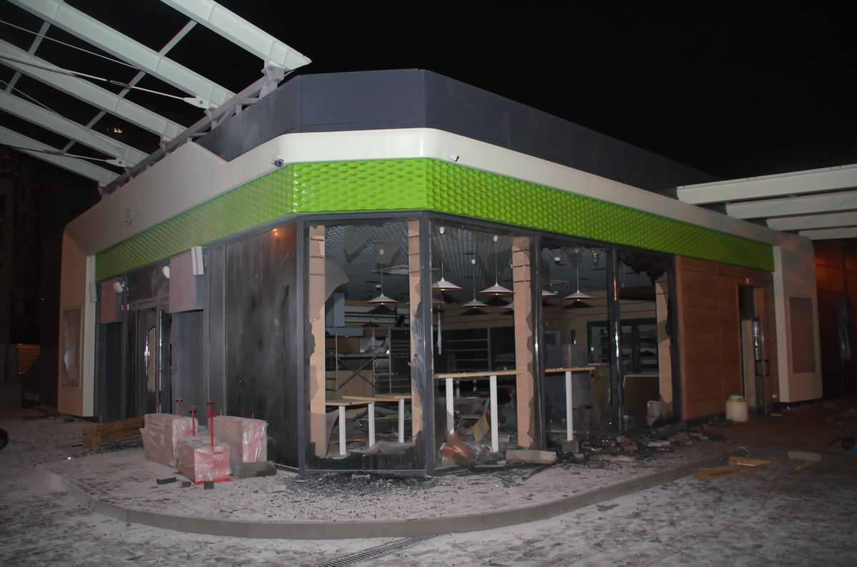 Автозаправку разгромили 5 октября