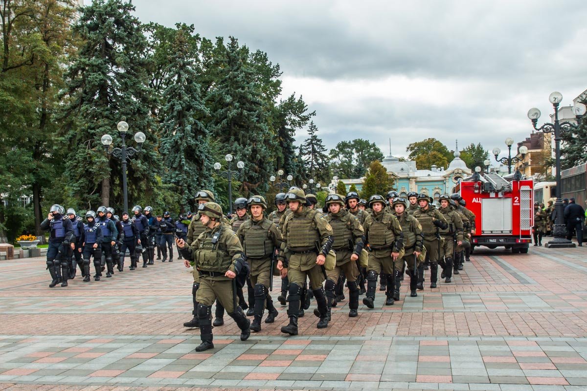 Возле Верховной Рады были стычки