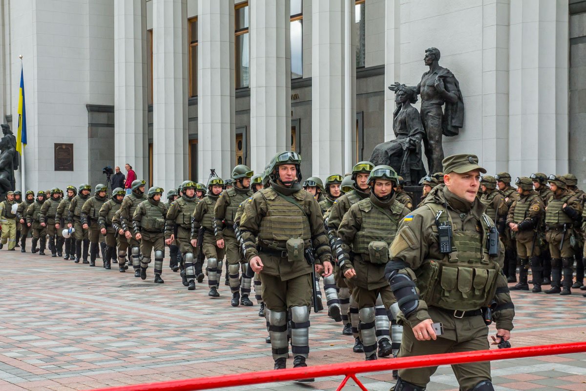 Полиция на усиленном режиме