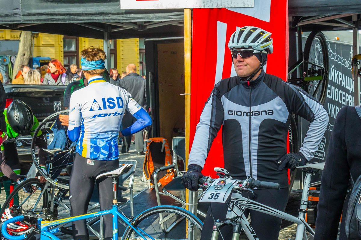 В этом году в заезде приняло участие 125 участников.