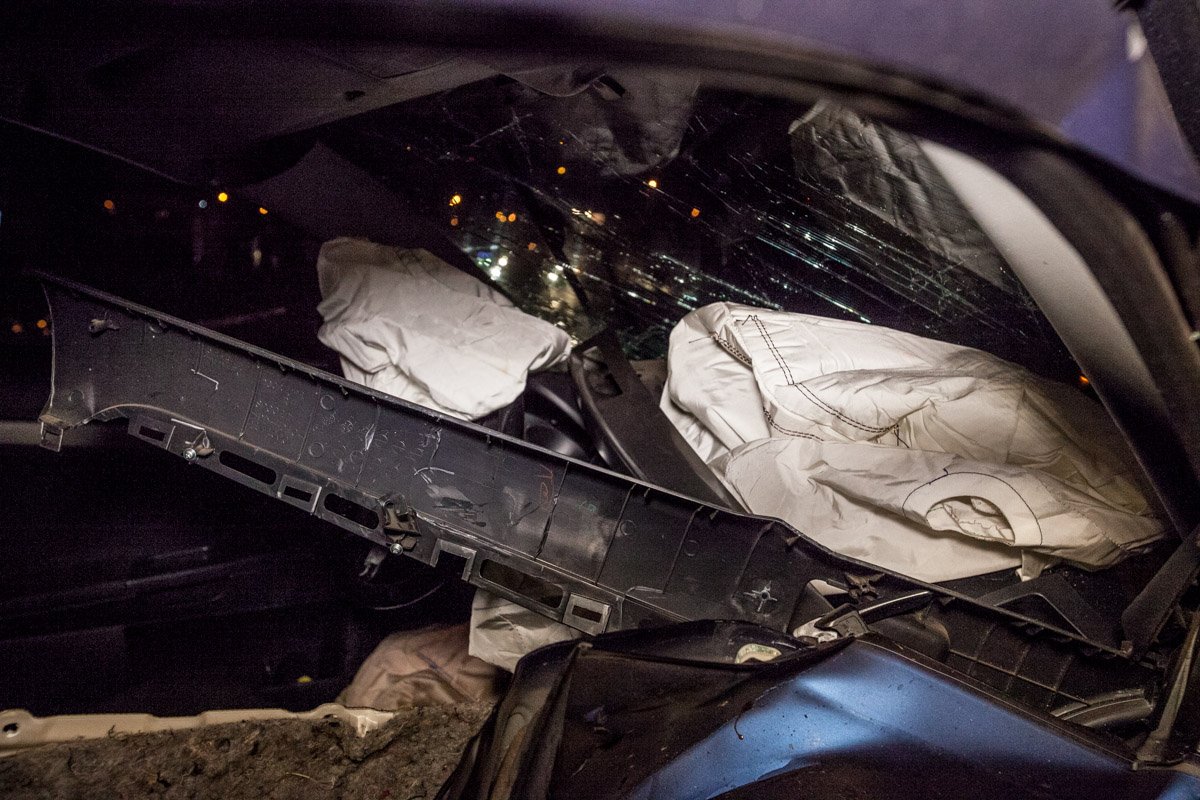 В автомобиле сработала подушка безопасности