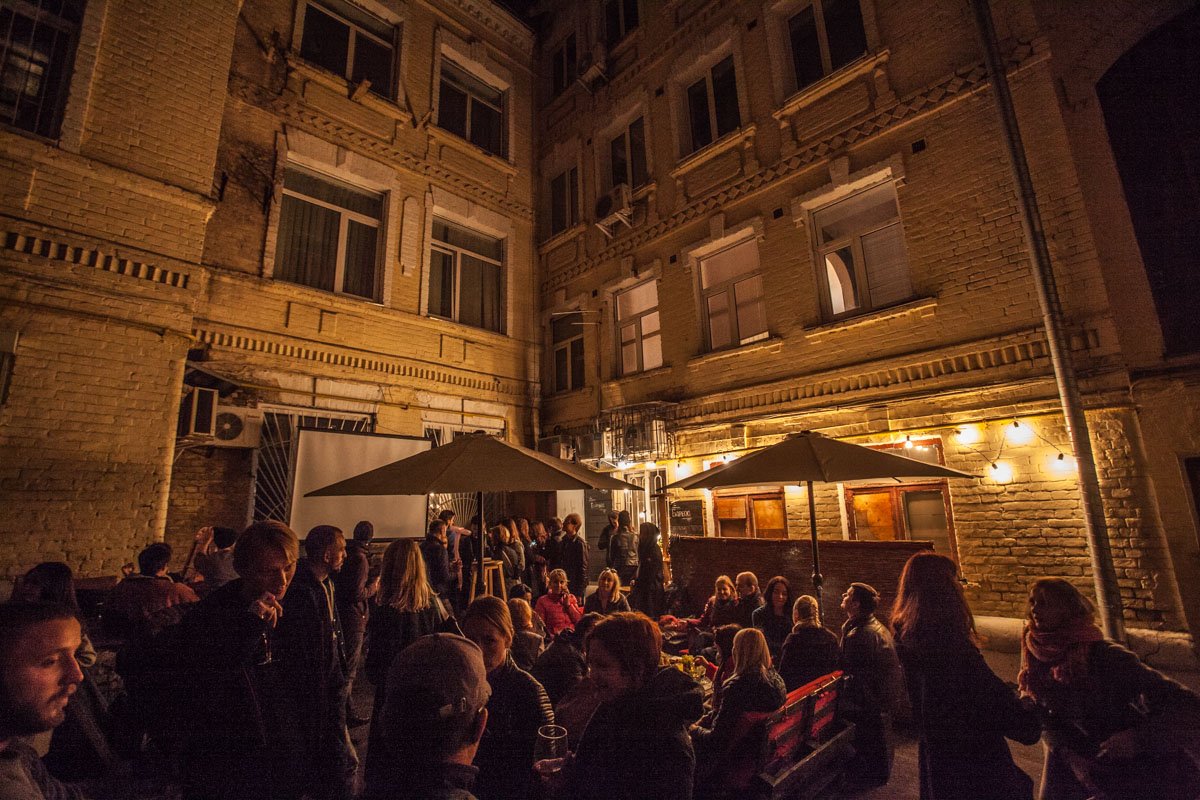 Открытие заведения с пикантной концепцией вызвало ажиотаж среди жителей города