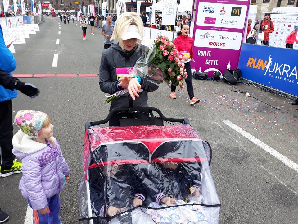 Фото: Kyiv Marathon/Facebook. Юлия Черницкая на финише