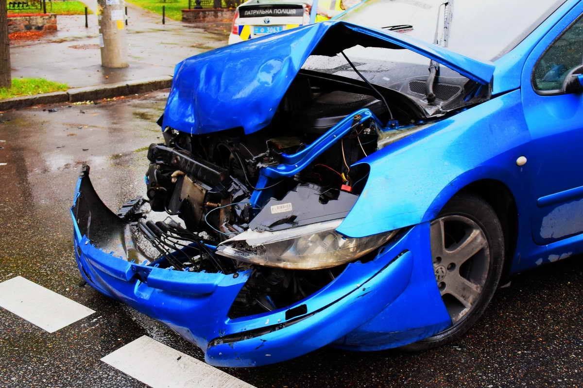 Несмотря на серьезные повреждения, чудом никто не пострадал