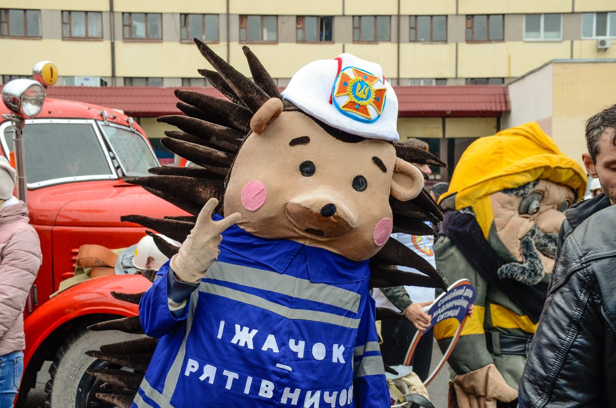 Їжачок Рятівничок - талисман киевских спасателей