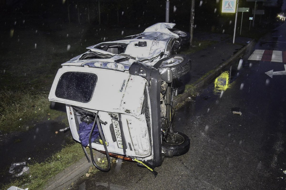 Renault остался лежать на боку