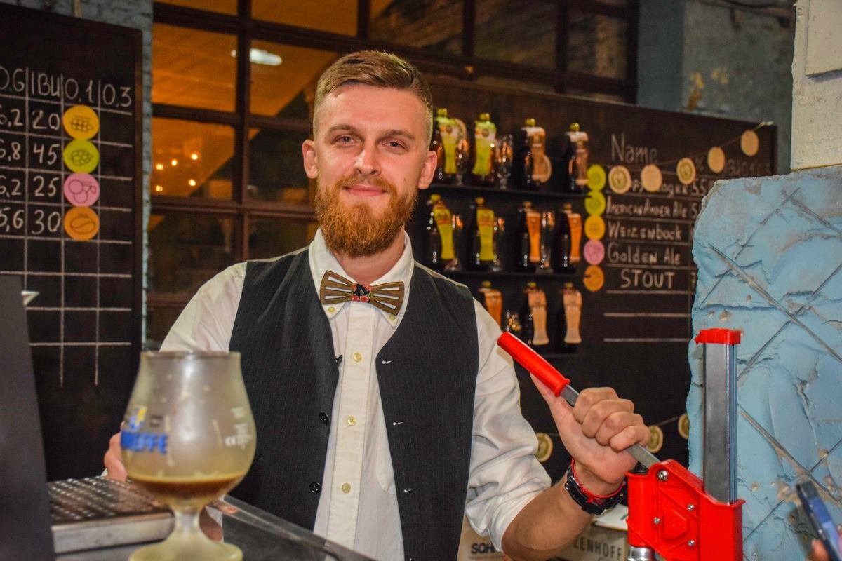 Приветливые пивовары