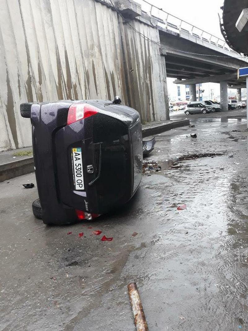 В салоне авто находился ребенок