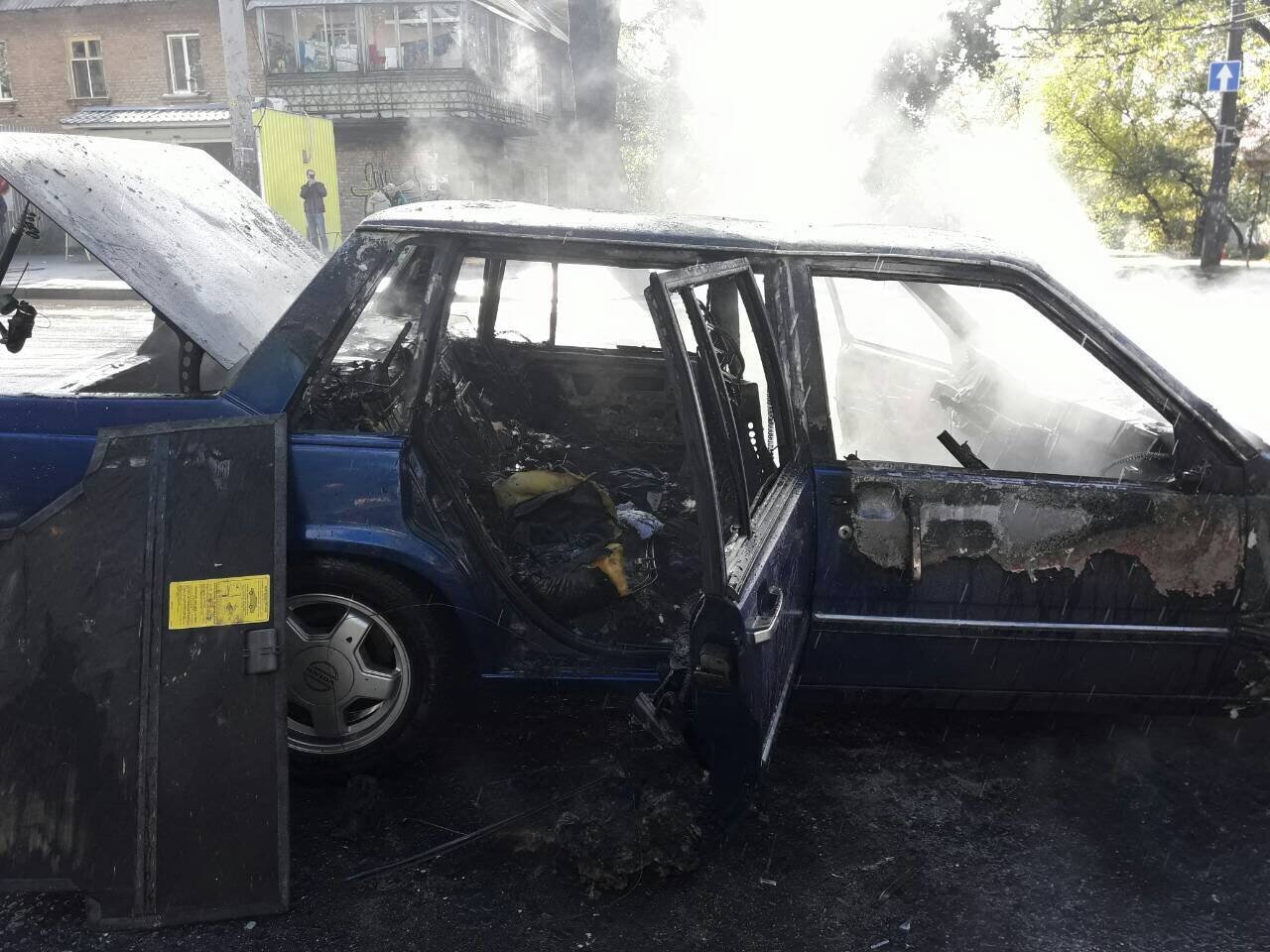 В Киеве сгорел Volvo