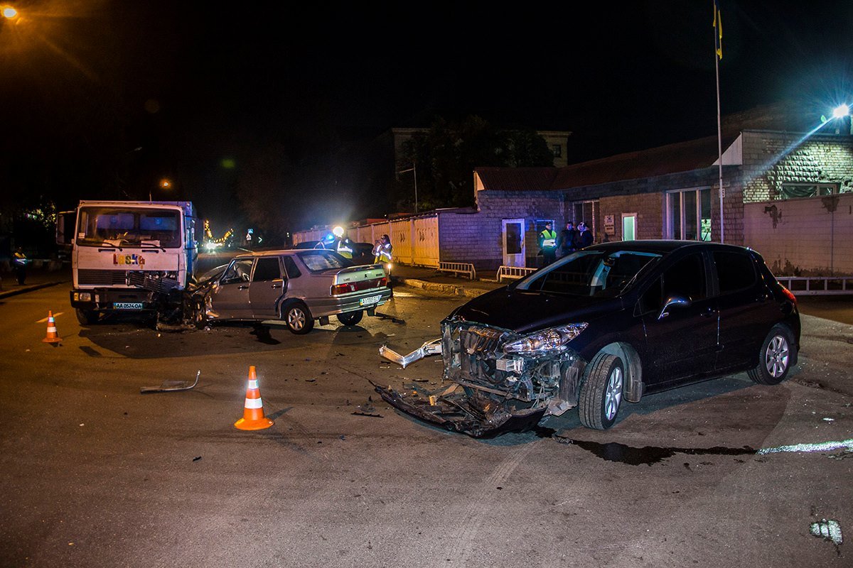 Двойное ДТП возле Хладкомбината