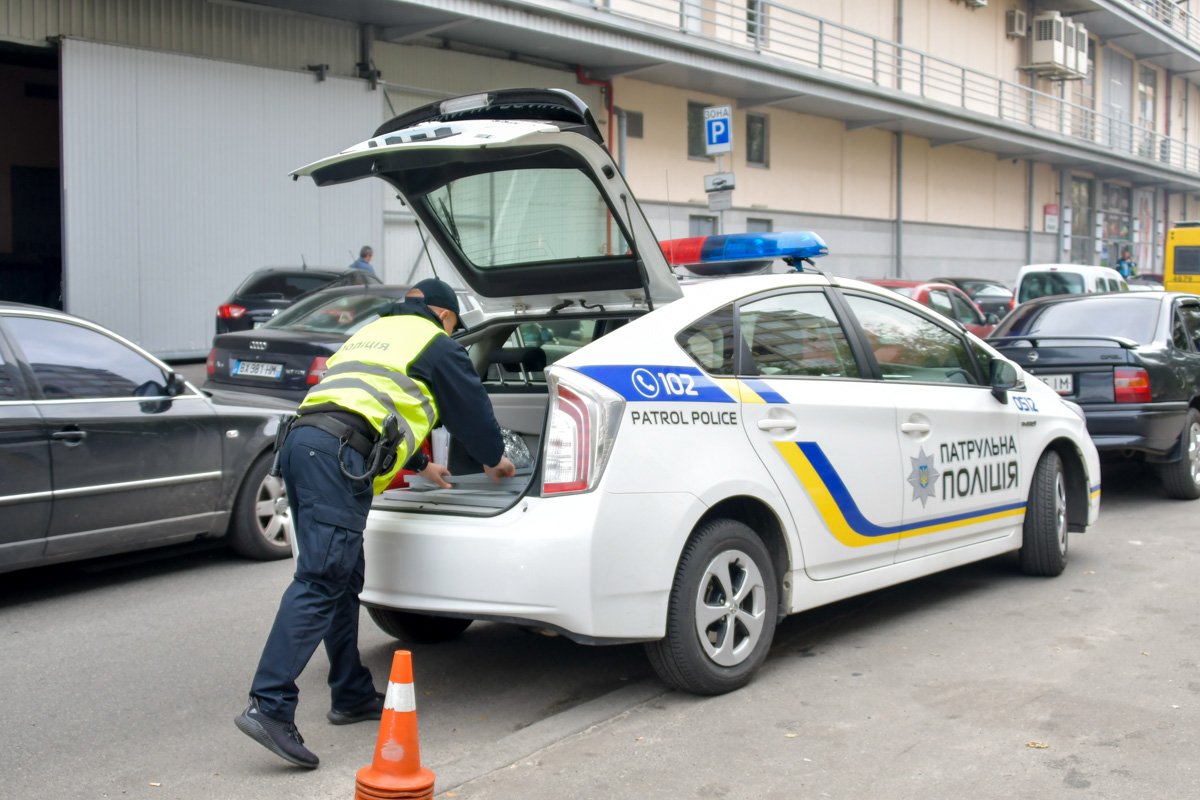 На месте работает патрульная полиция