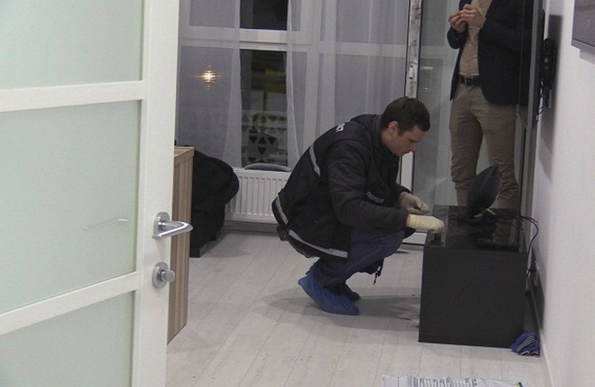 Жителя Киева задушили и бросили в собственной квартире 2