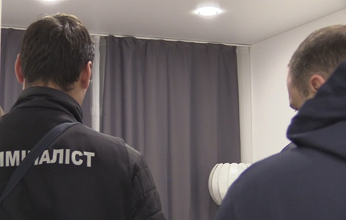 Жителя Киева задушили и бросили в собственной квартире 3