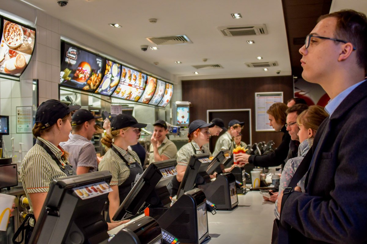 Взгляд, предвкушающий вкусный обед