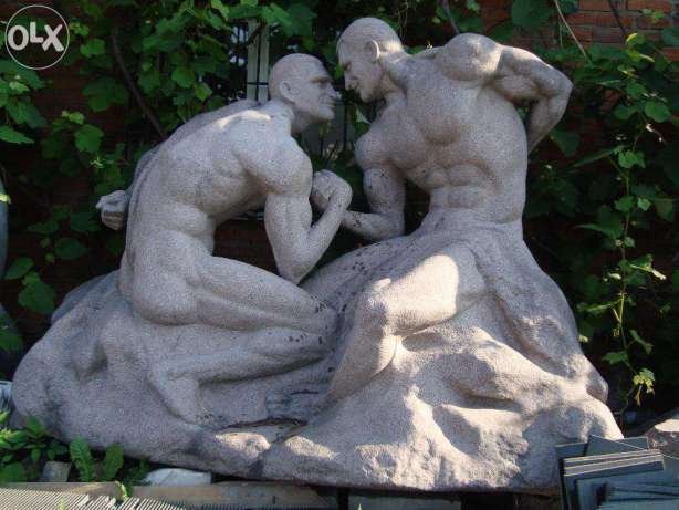 Кольцо с бриллиантом и братья Кличко из гранита:ТОП самых дорогих вещей, которые можно купить в Киеве 2