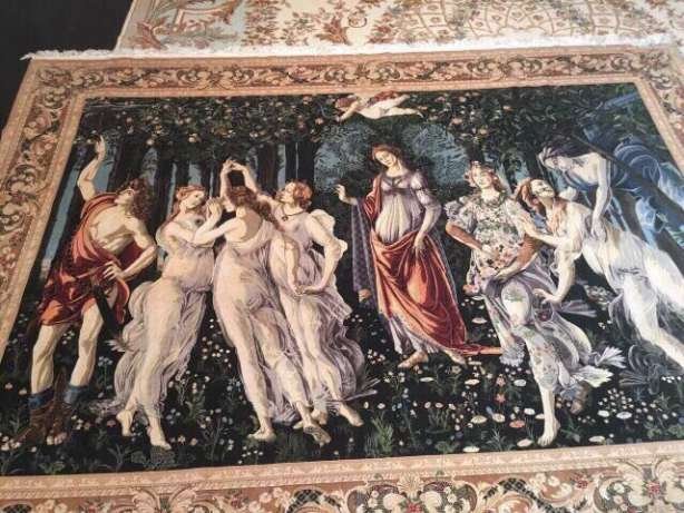 Кольцо с бриллиантом и братья Кличко из гранита:ТОП самых дорогих вещей, которые можно купить в Киеве 4