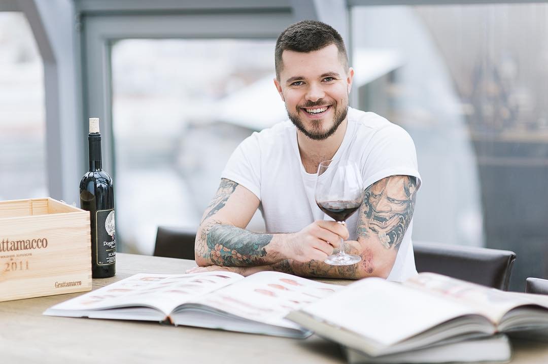 ТОП-10 самых популярных парней-блогеров Киева 16