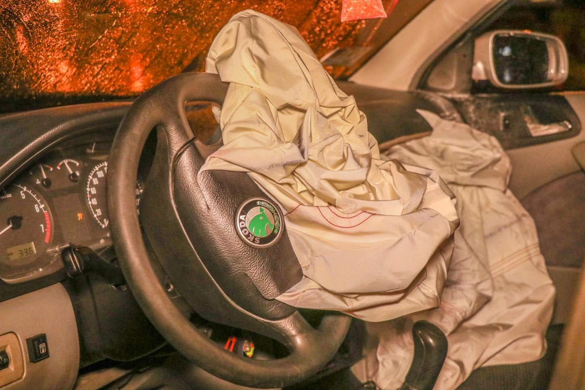 В машине сработала подушка безопасности