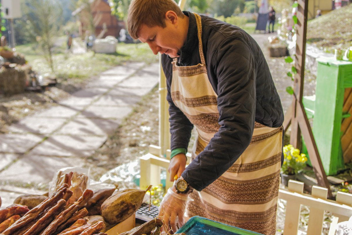 Перед покупкой мясо можно было попробывать