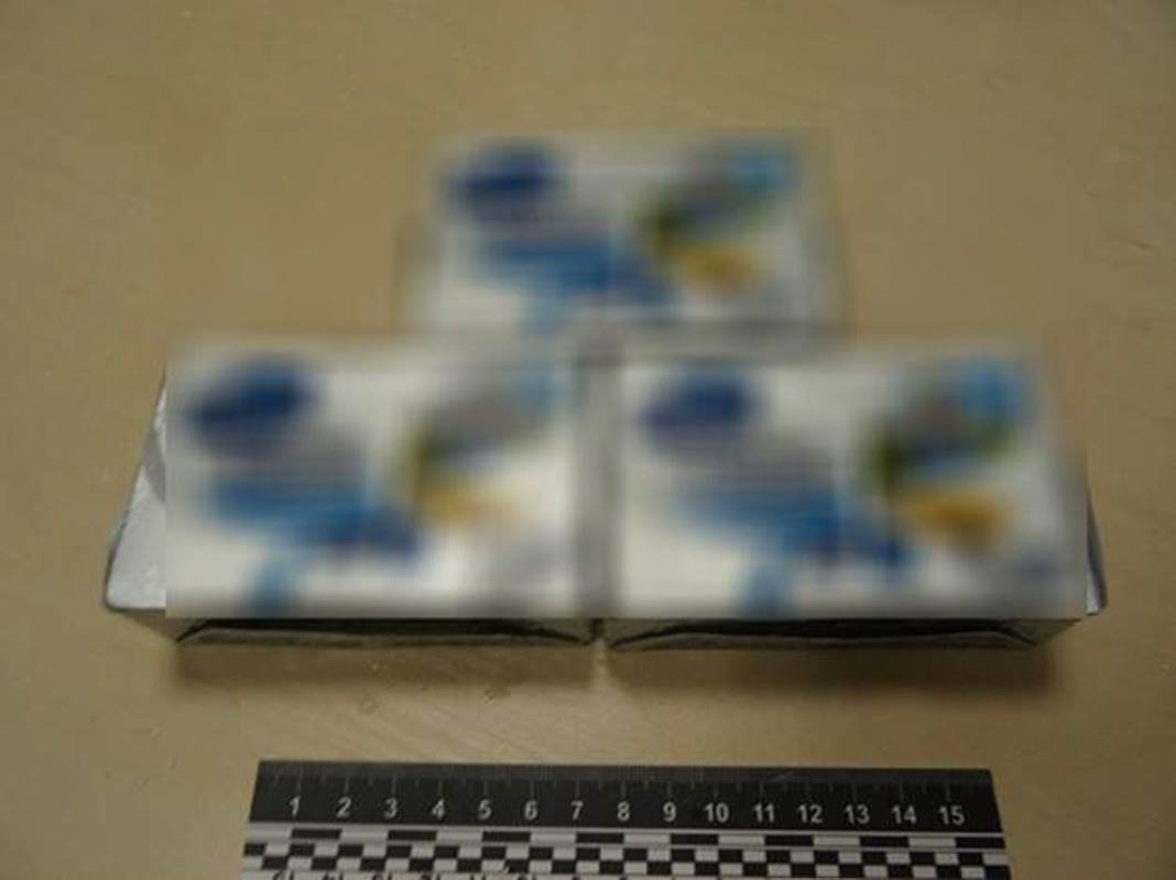 Грабители пытались вынести из магазина 19 пачек сливочного масла