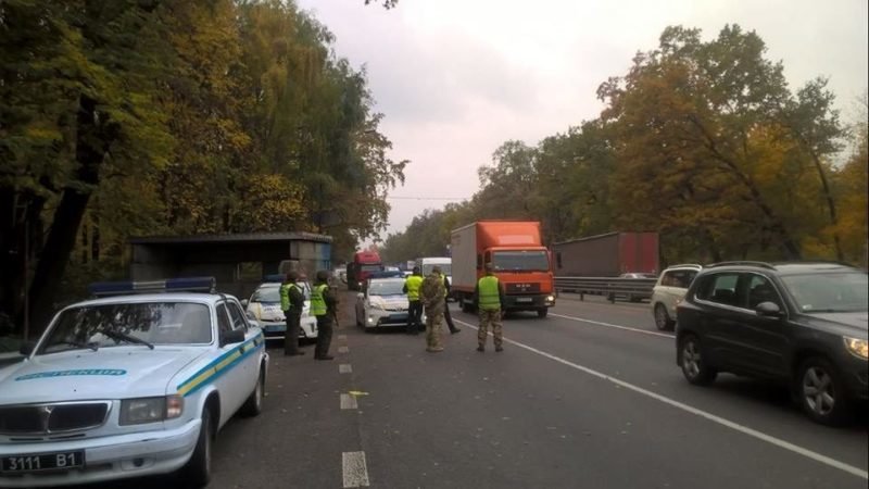 Проверка автомобилей на Одесской трассе 17 октября