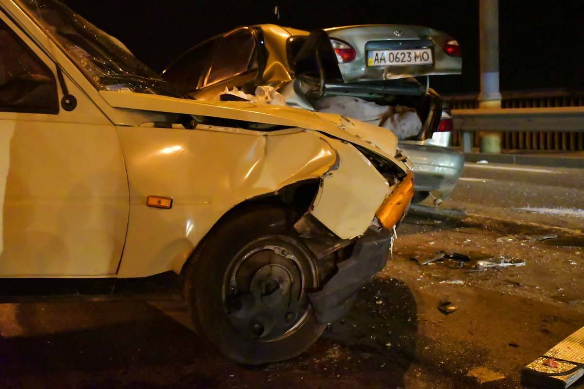 На Северном мосту Таврия "поцеловала" Daewoo