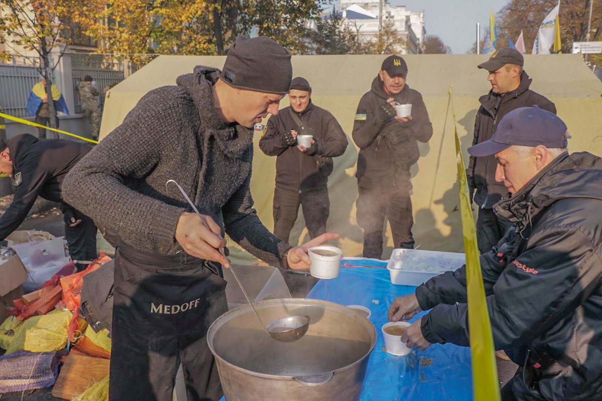 Всем, кто хотел, раздавали супчик