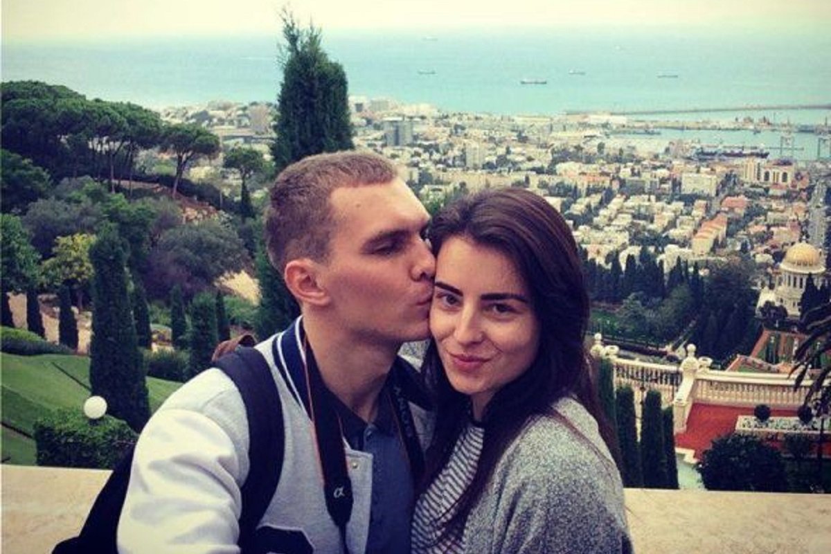 Александр и Оксана Евтеевы