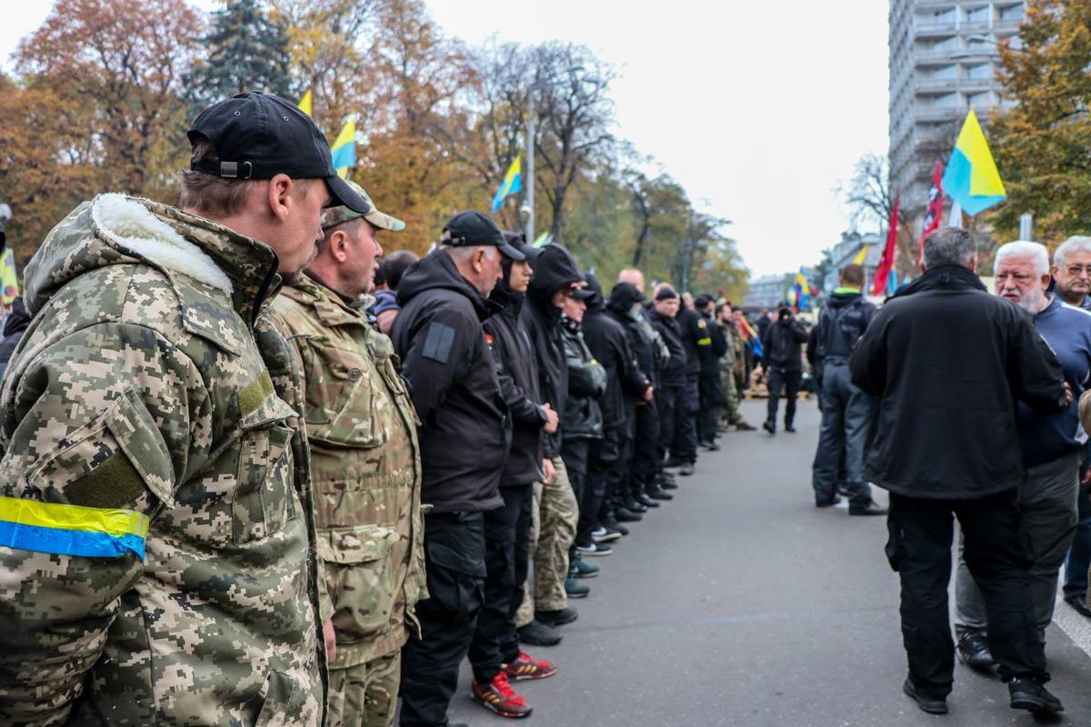 Митингующие не собираются в скором времени покидать палаточный городок
