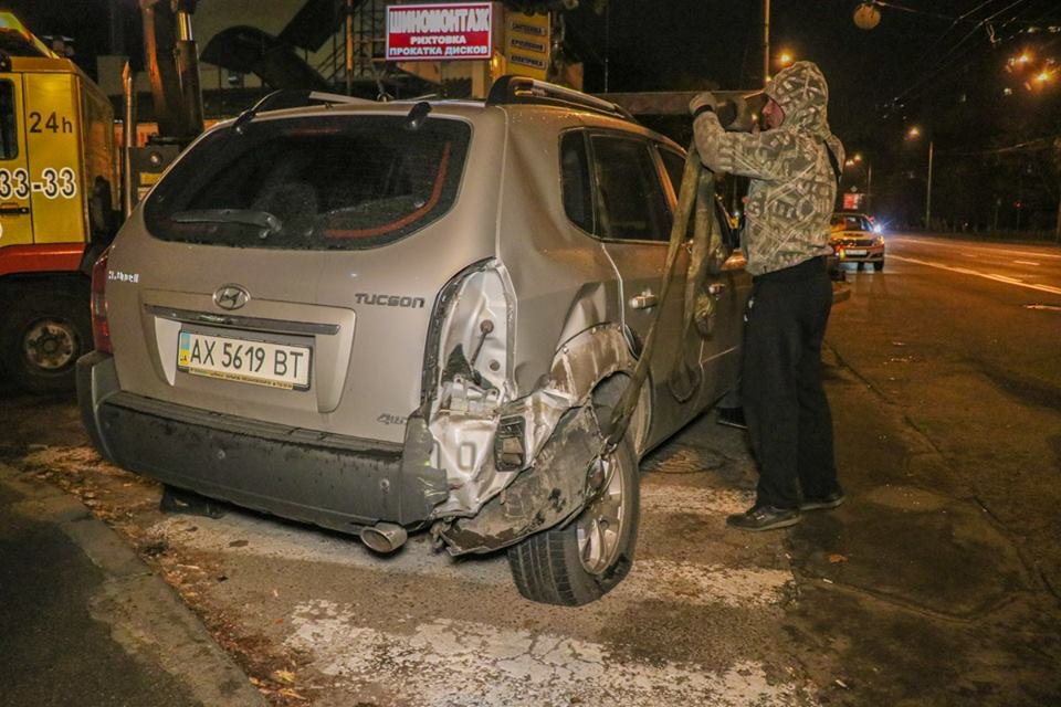 В Hyundai находилась пассажир, которая от госпитализации отказалась