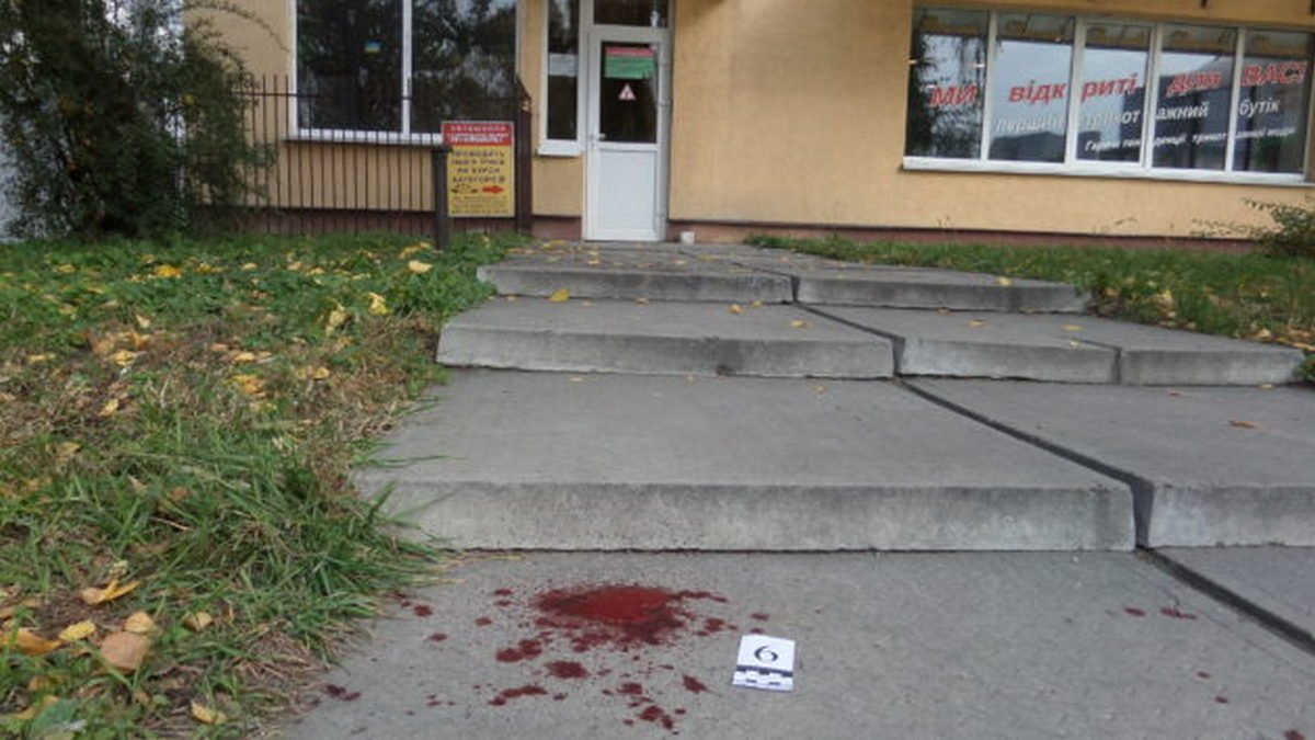 Возле ночного клуба убили атошника