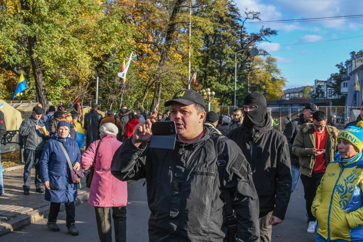 Народный депутат Семен Семенченко Народный депутат Семен Семенченко