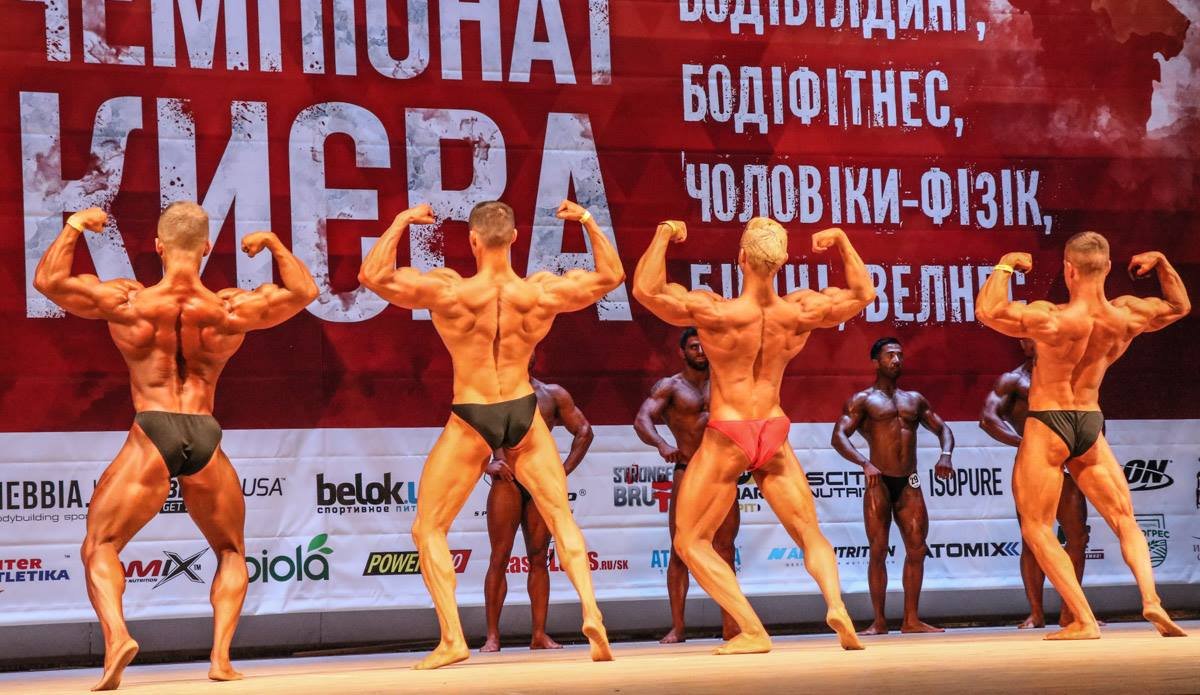 Перед жюри участники демонстрировали свои лучшие стороны