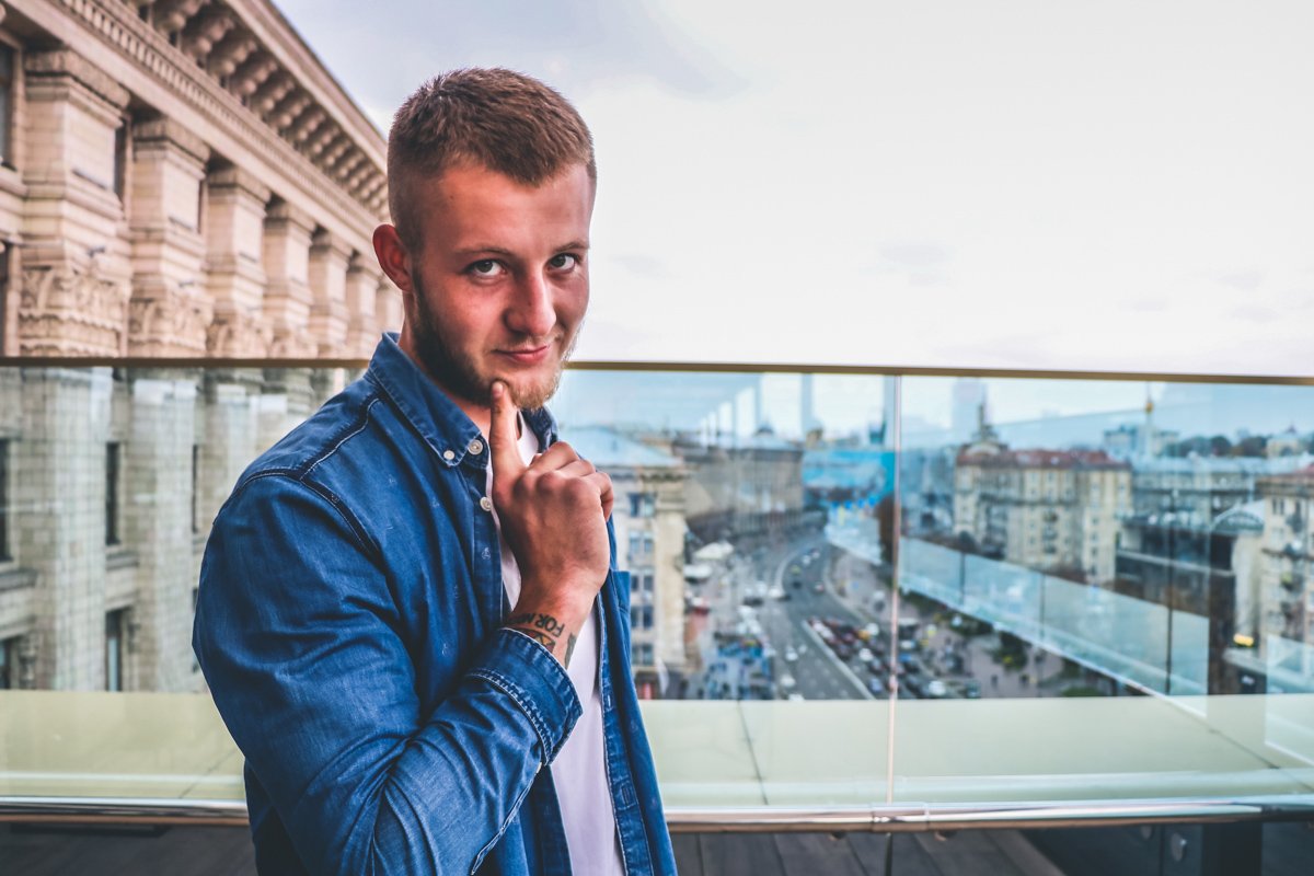 Интрига на фото приветствуется. Главное - с ней не переборщить