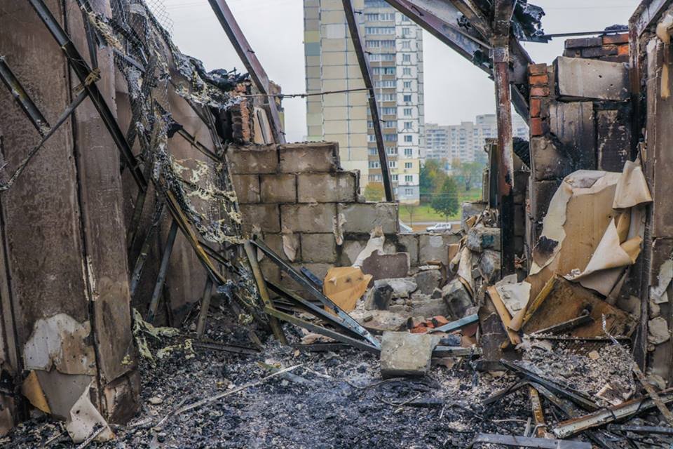 В доме полностью сгорел третий этаж