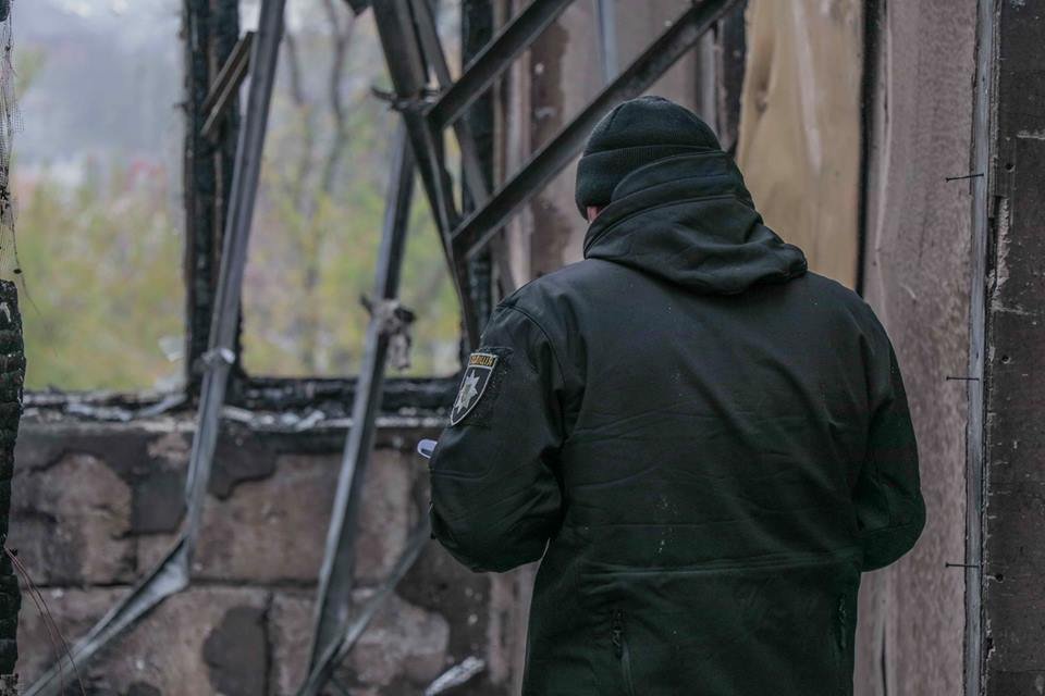 На место происшествия приехала полиция