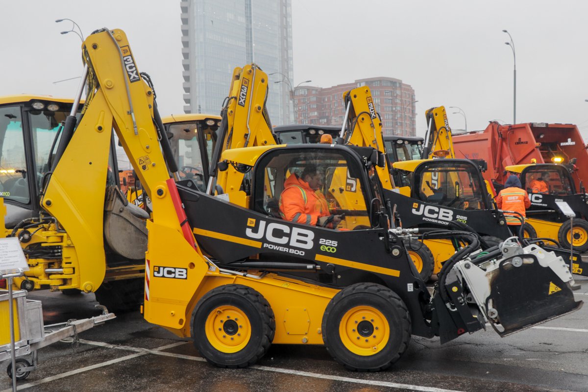 Снегоочистители для дорог столицы Снегоочистители для дорог столицы