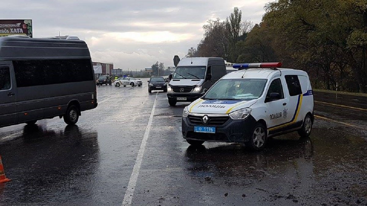 Также на ДТП работали полиция и следователи