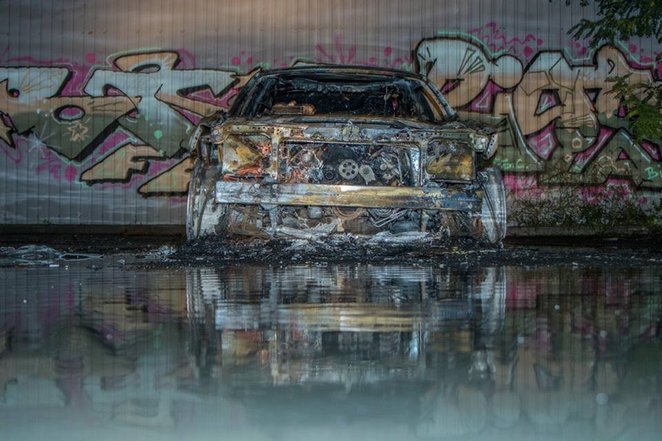 На Лобановского сгорело авто 