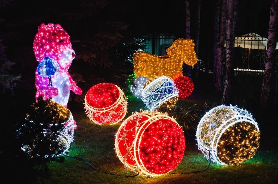 В сэлфи-зоне установят 30 новогодних арт-объектов