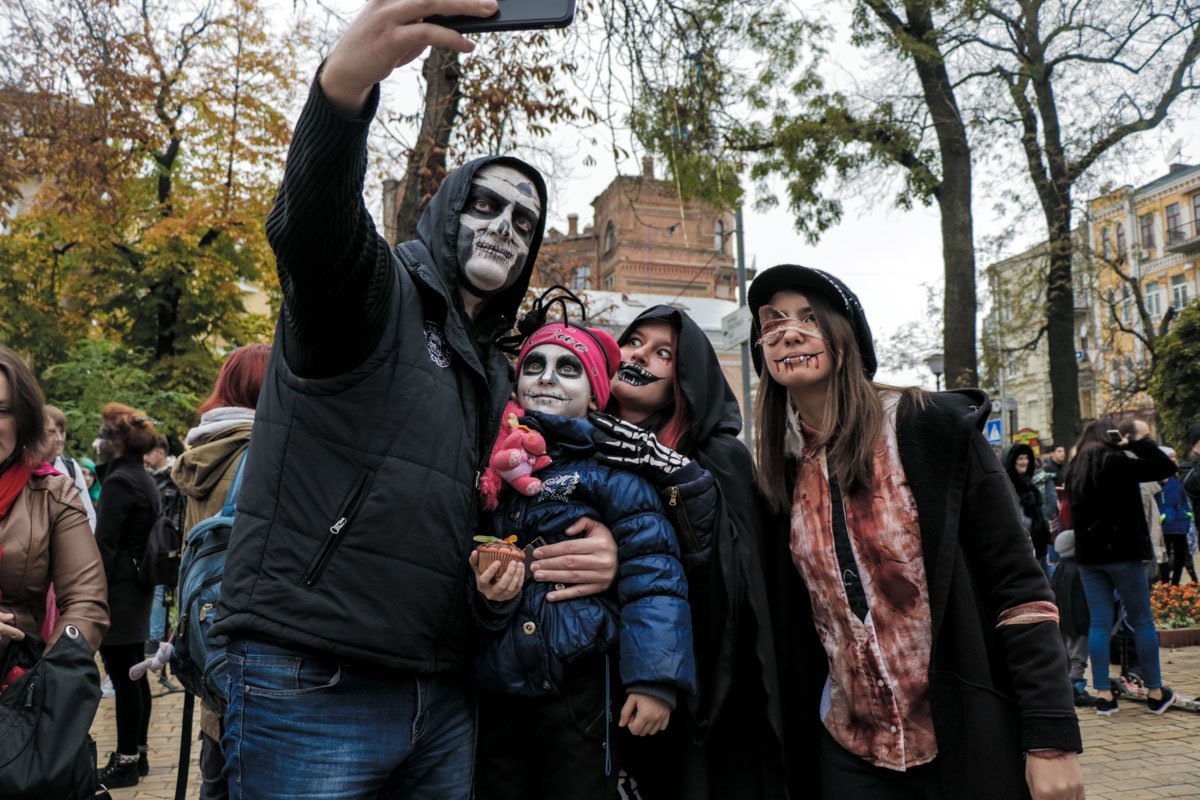 На параде собралась масса интересных образов На параде собралась масса интересных образов