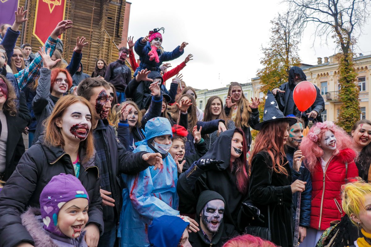 Зомби-парад в Киеве Зомби-парад в Киеве