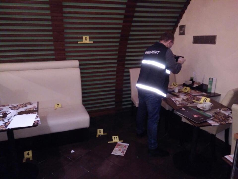 Раненый мужчина в больнице