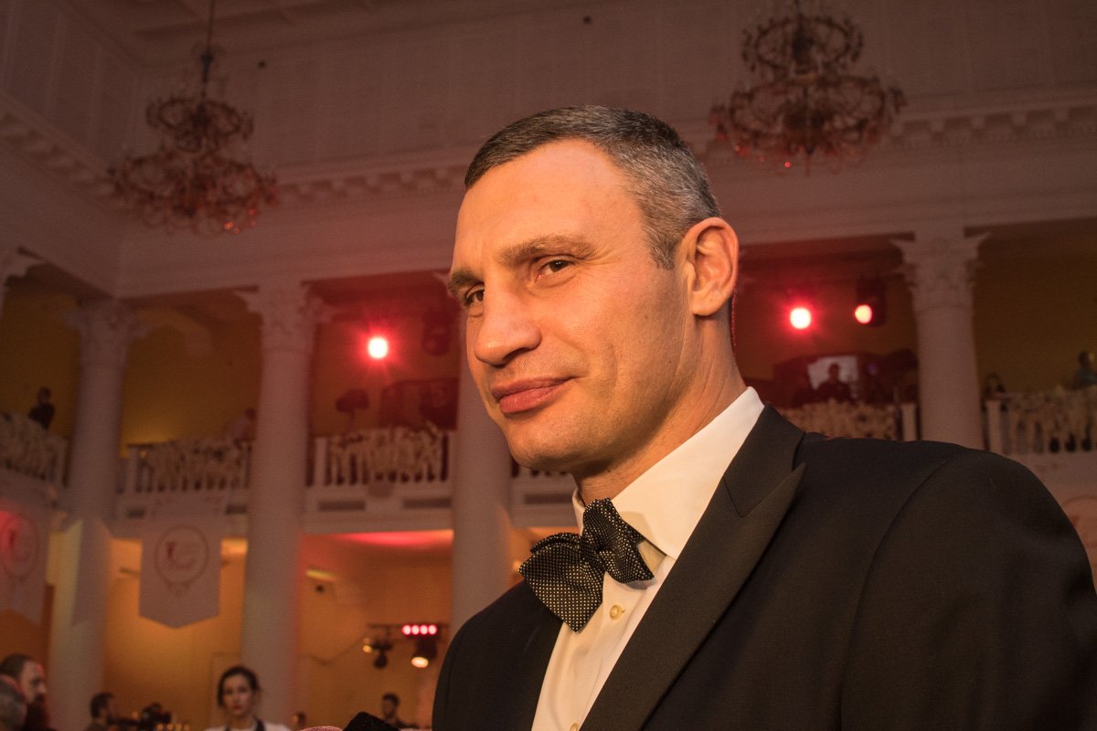 Кличко на танцпол поглядывал с опаской