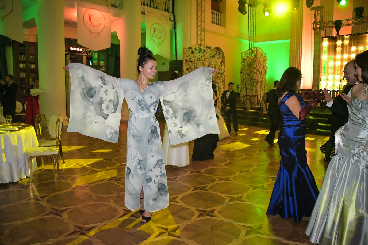 На балу можно было познакомится с культурами других стран