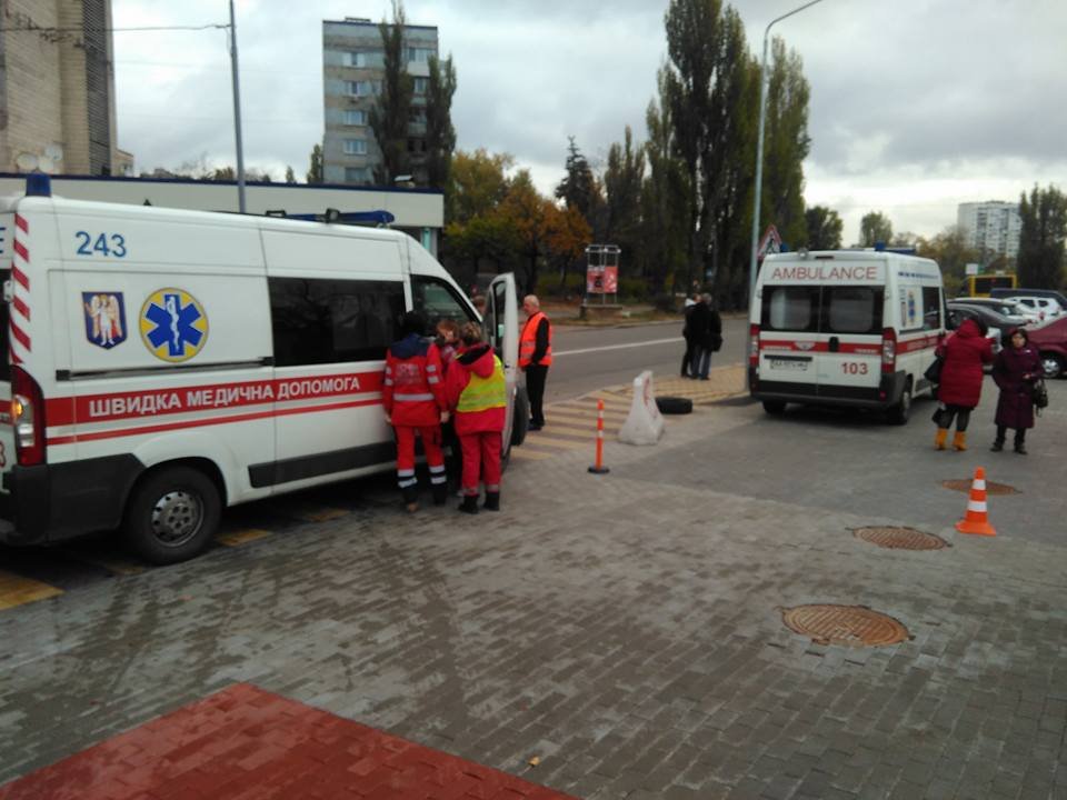 Киевляне жаловались на тошноту и головокружение Киевляне жаловались на тошноту и головокружение