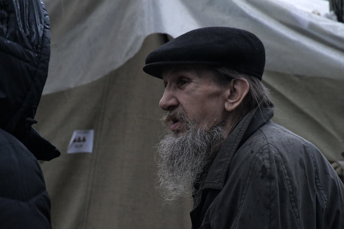 Протестующие ожидают решения депутатов относительно их требований